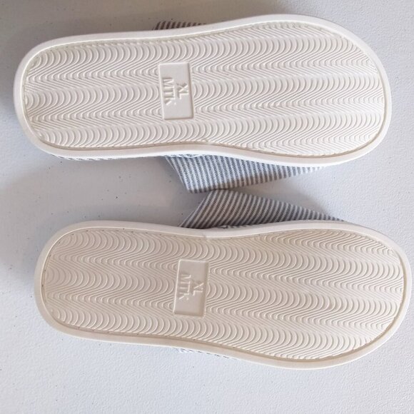 NWOT! Unisex House Bath Slippers - Blue & White Stripes - XL app 11" Length - Picture 3 of 6